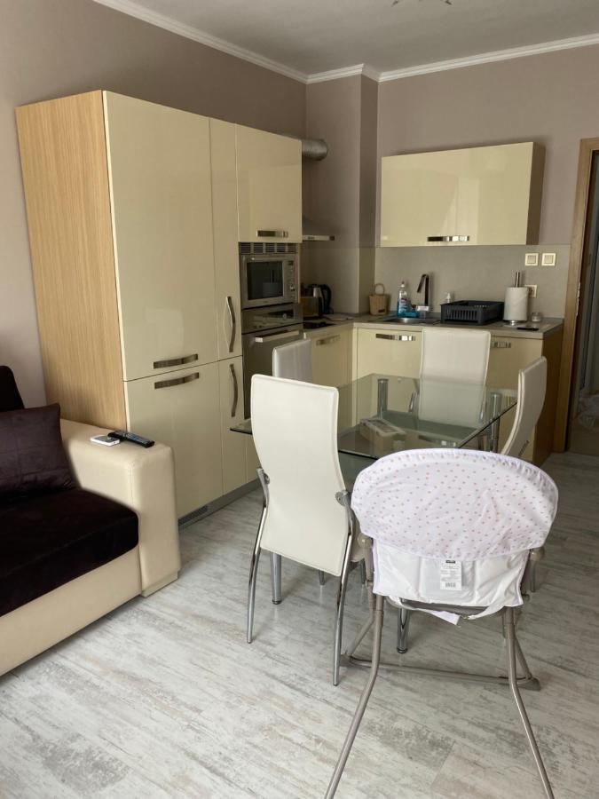 Iva Luxury Apartament Ruse Bagian luar foto