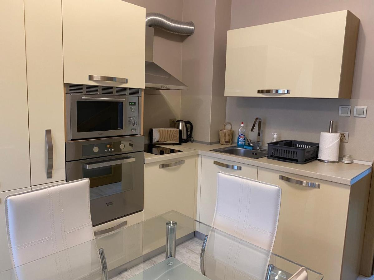 Iva Luxury Apartament Ruse Bagian luar foto