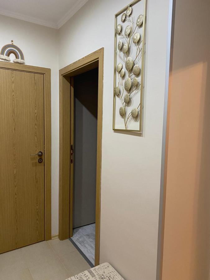 Iva Luxury Apartament Ruse Bagian luar foto